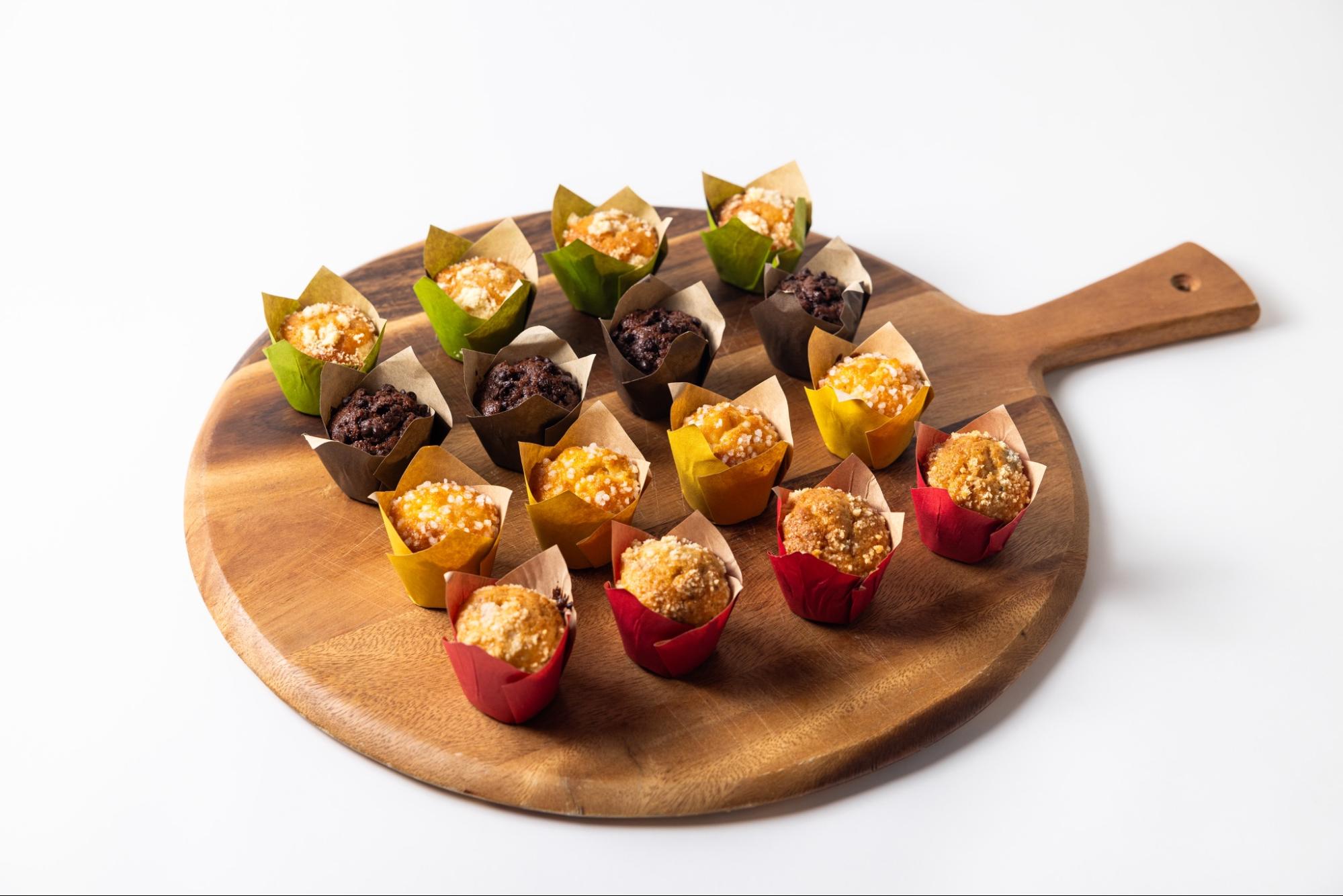 Individual catering bites arranged on a serving board for corporate catering in Brisbane.